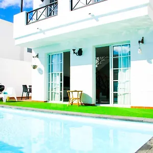 Tulipan Villa Tias