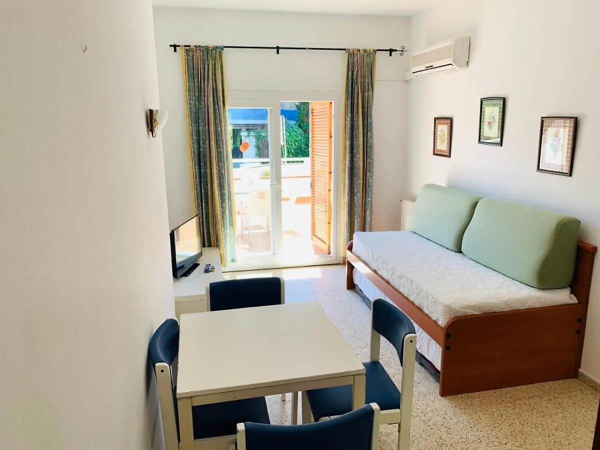Eva Aparthotel Lloret de Mar 0*,