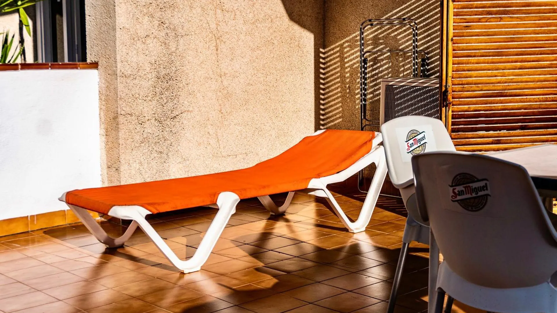 Eva Aparthotel Lloret de Mar