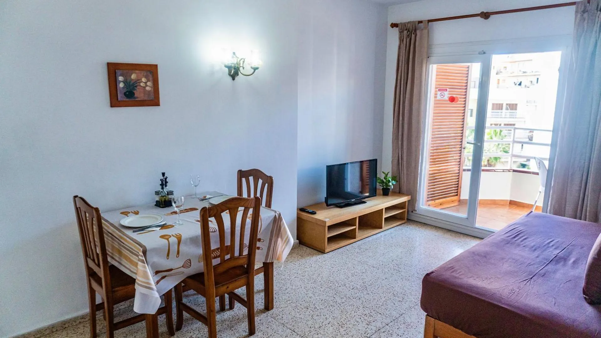 Eva Aparthotel Lloret de Mar 0*,